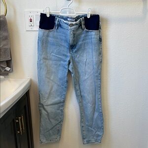 Good American Petite Maternity Light Blue Jeans size 24